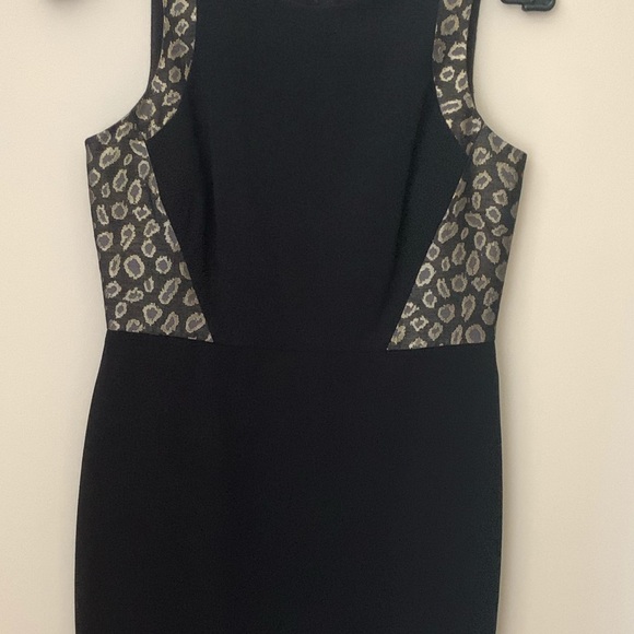 Anne Taylor petite lbd - Picture 2 of 5